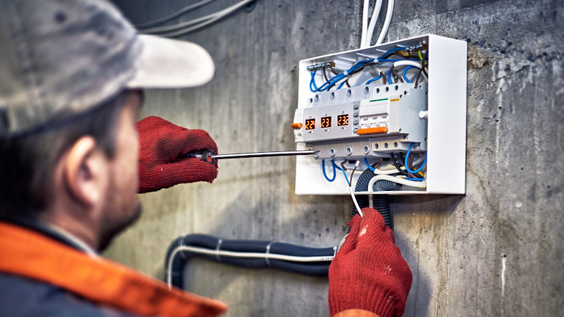 Electric Equipment Repair in Houston, Texas